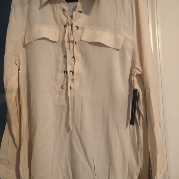 Brand new Lulu’s blouse. Cream color. Size large. - Picture 5 of 5